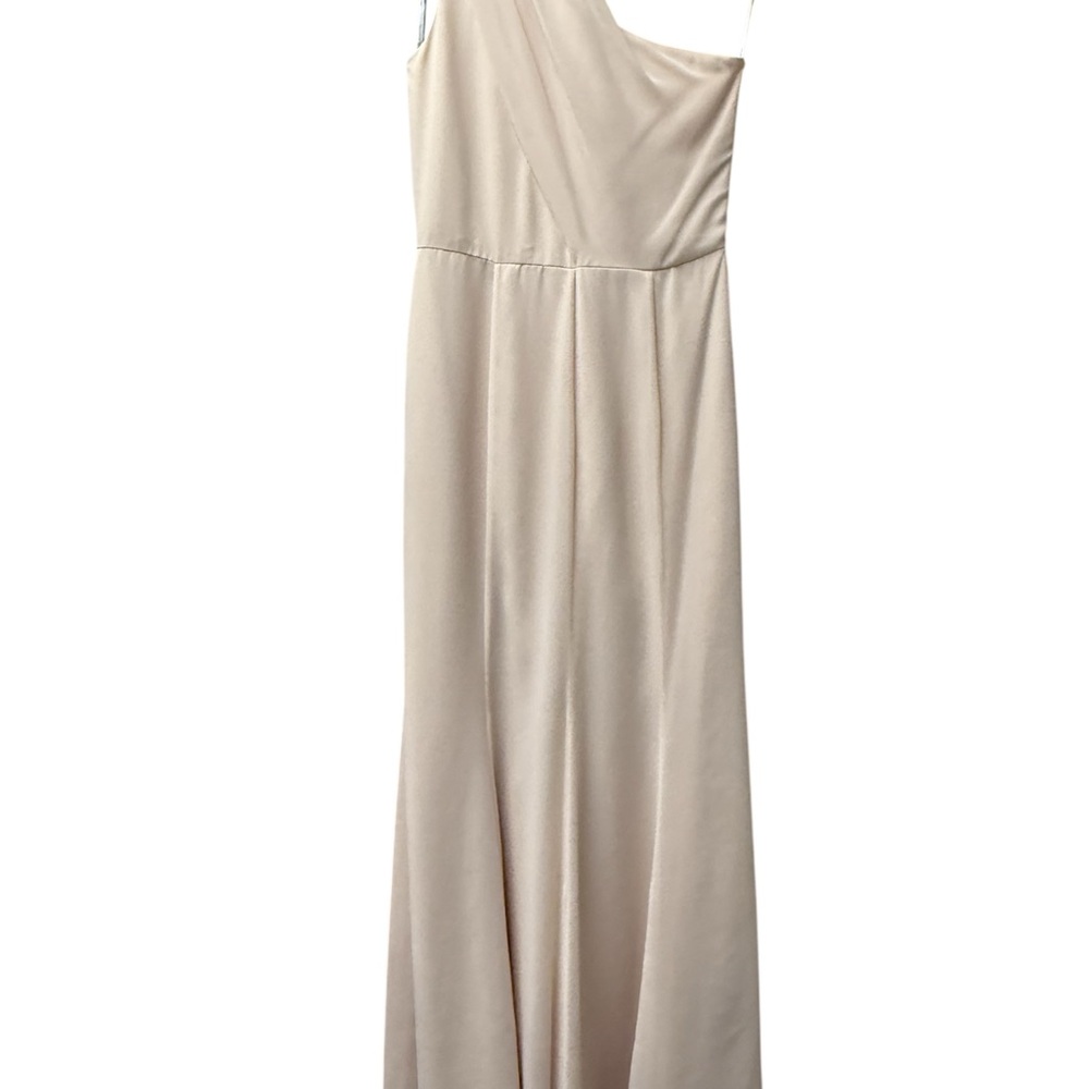 Monique Lhuillier One-Shoulder Gown